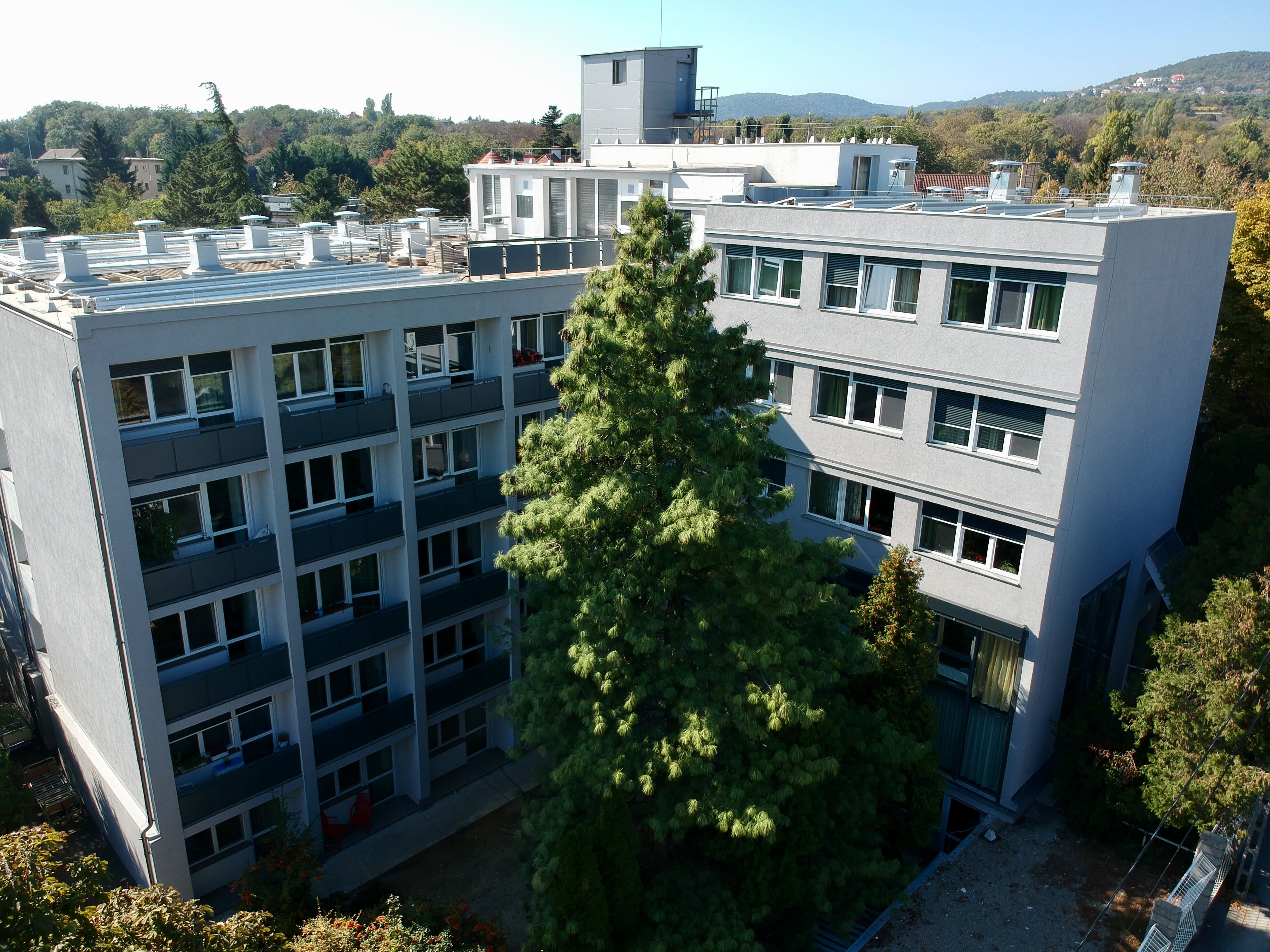 Budapest XXIII. János Szeretetotthon homlokzati és energetikai felújítás